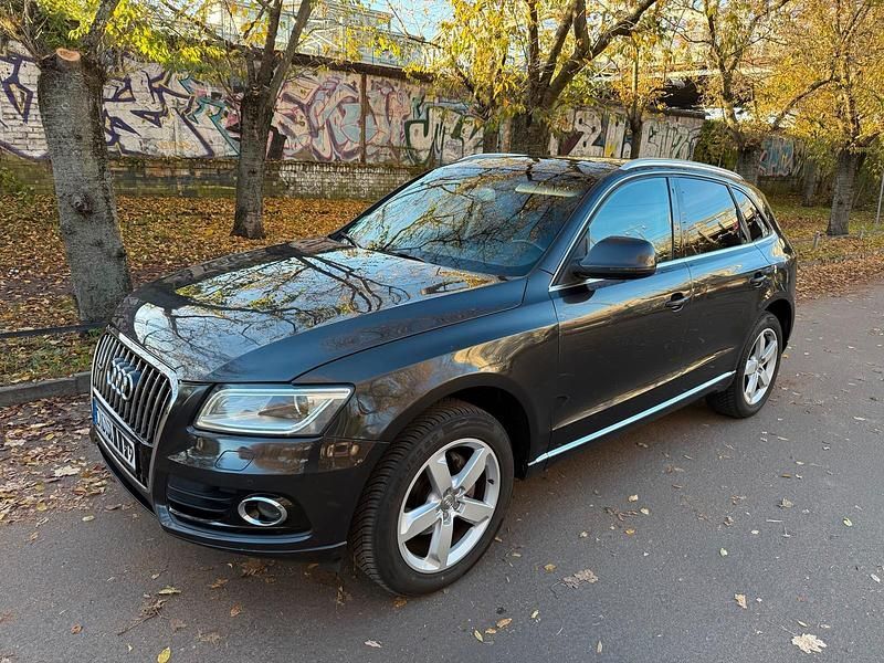 Grau Gebraucht 2013 Audi Q5 SUV | 13.500 € (Fairer Preis) - Bild 1/4