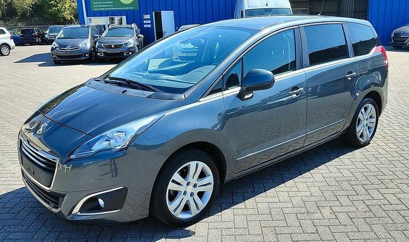 Gebraucht 2016 Peugeot 5008 Active Van / Kleinbus | 6.800 € (Fairer Preis) - Bild 1/4