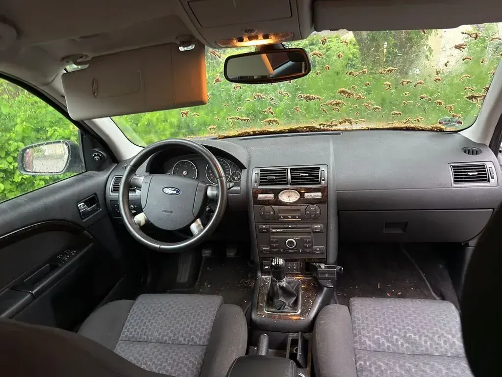 Gebraucht Ford Focus 101 PS (74 kW) 2002 Grau Limousine