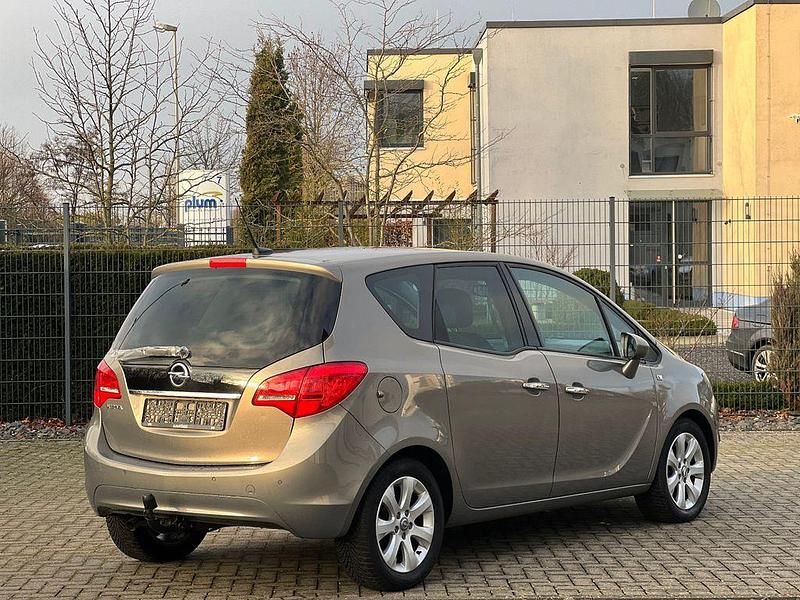 Gebraucht Opel Meriva Innovation 120 PS (88 kW) 2012 Braun Van / Kleinbus