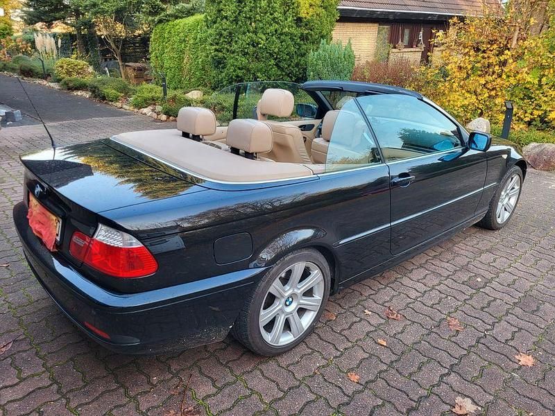 Gebraucht BMW 320 Cabriolet 170 PS (125 kW) 2004 Schwarz Cabrio