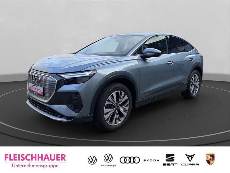 Blau Gebraucht 2022 Audi Q4 Sportback e-tron S-Line SUV | 29.990 € (Superpreis) - Bild 1/4