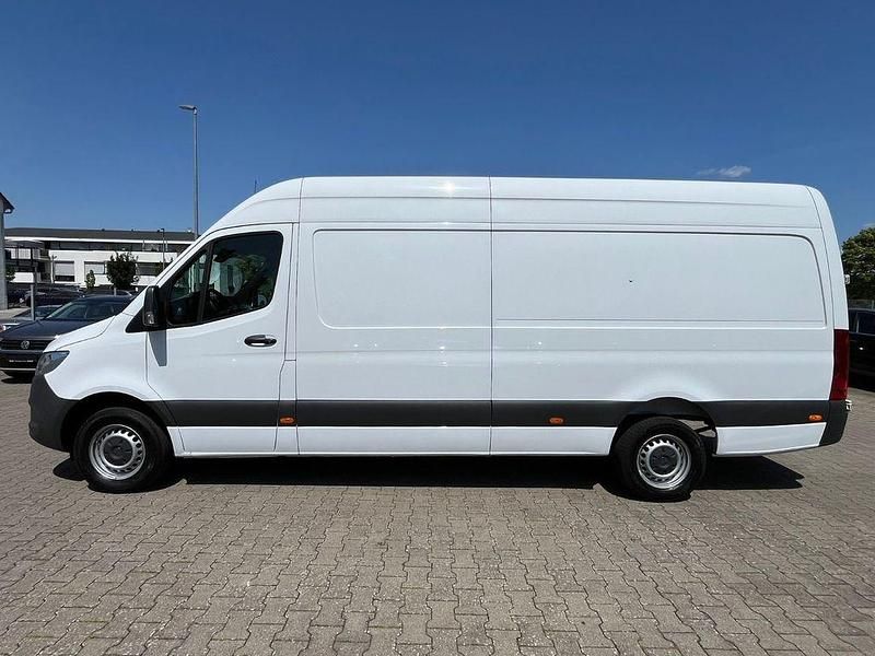 Weiß Gebraucht 2023 Mercedes Sprinter Van | 23.450 € - Bild 1/4