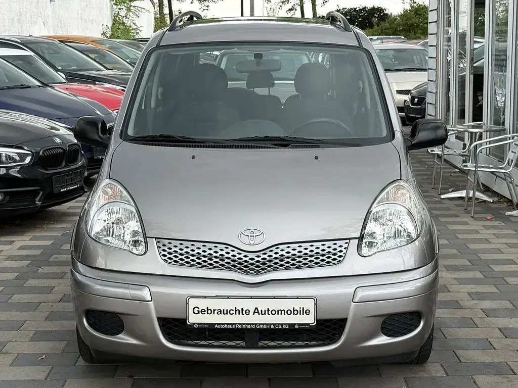 Gebraucht Toyota Yaris Verso Sol 84 PS (61 kW) 2004 Grau Van / Kleinbus