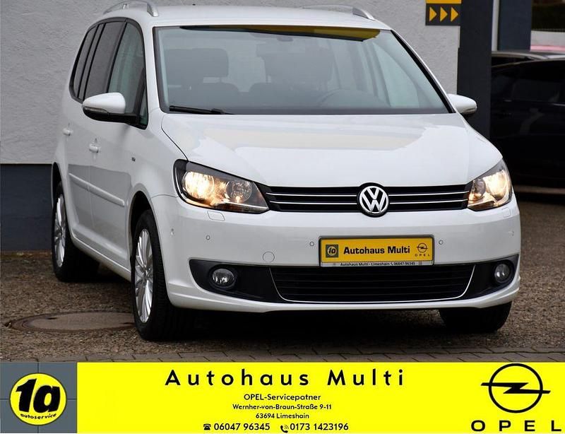 Gebraucht VW Touran Cup 105 PS (77 kW) 2014 Weiß Van / Kleinbus