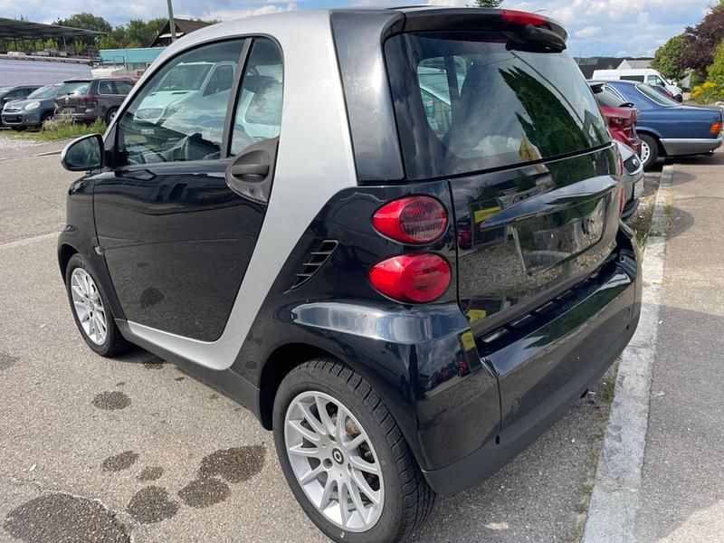 Gebraucht Smart ForTwo Coupé Passion 84 PS (61 kW) 2008 Tridionsicherheitszelle silbe Coupé