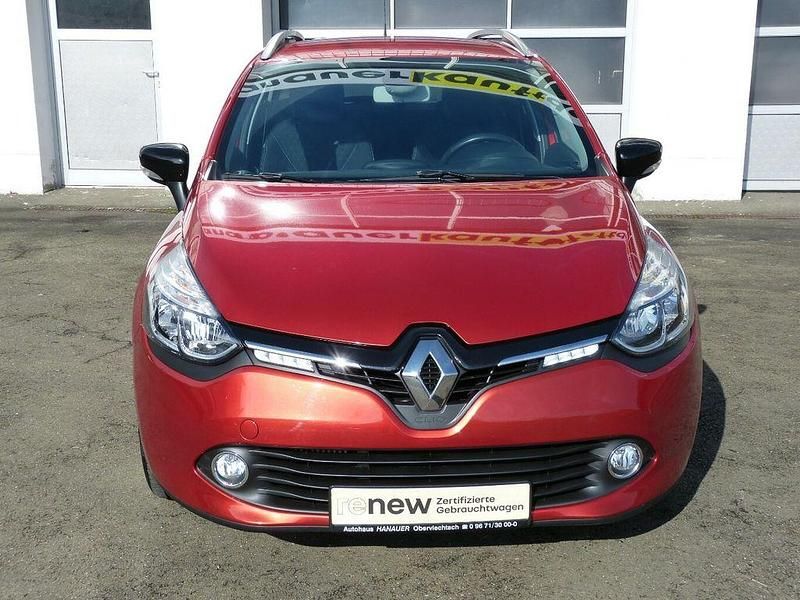 Gebraucht Renault Clio IV LIMITED Deluxe 90 PS (66 kW) 2016 Rot Limousine