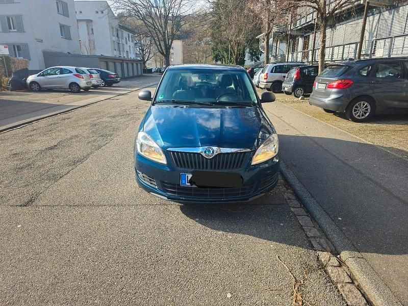 Gebraucht Skoda Fabia 60 PS (44 kW) 2012 Andere farben Kleinwagen