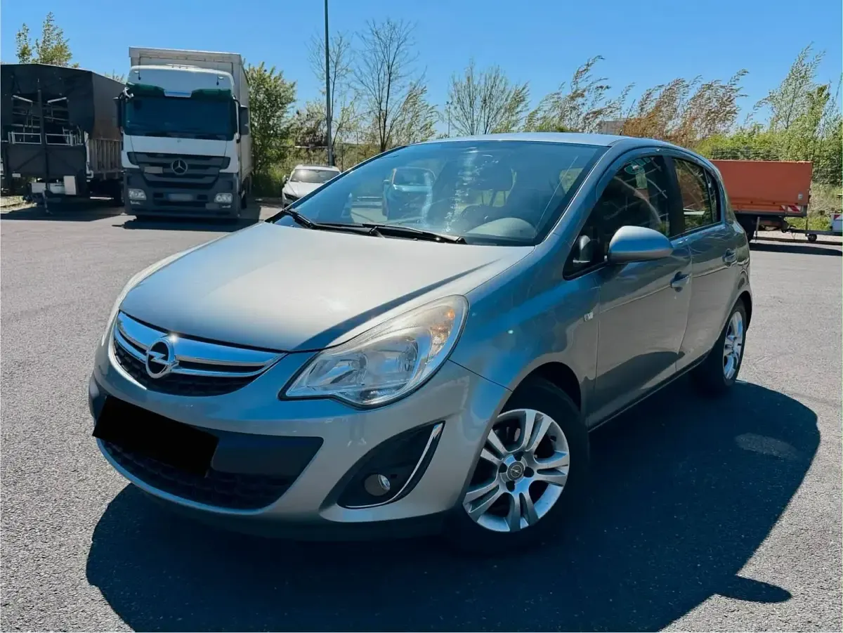 Gebraucht Opel Corsa 69 PS (50 kW) 2012 Grau Kleinwagen