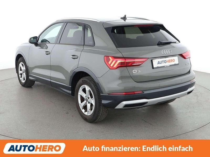 Gebraucht Audi Q3 Advanced 150 PS (110 kW) 2022 Gray SUV