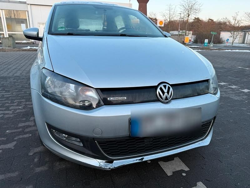 Gebraucht VW Polo 75 PS (55 kW) 2013 Grau Kleinwagen