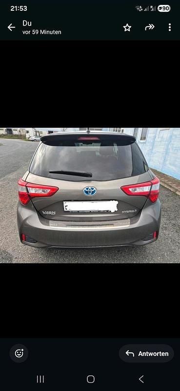 Gebraucht Toyota Yaris Hybrid 75 PS (55 kW) 2020 Braun Kleinwagen