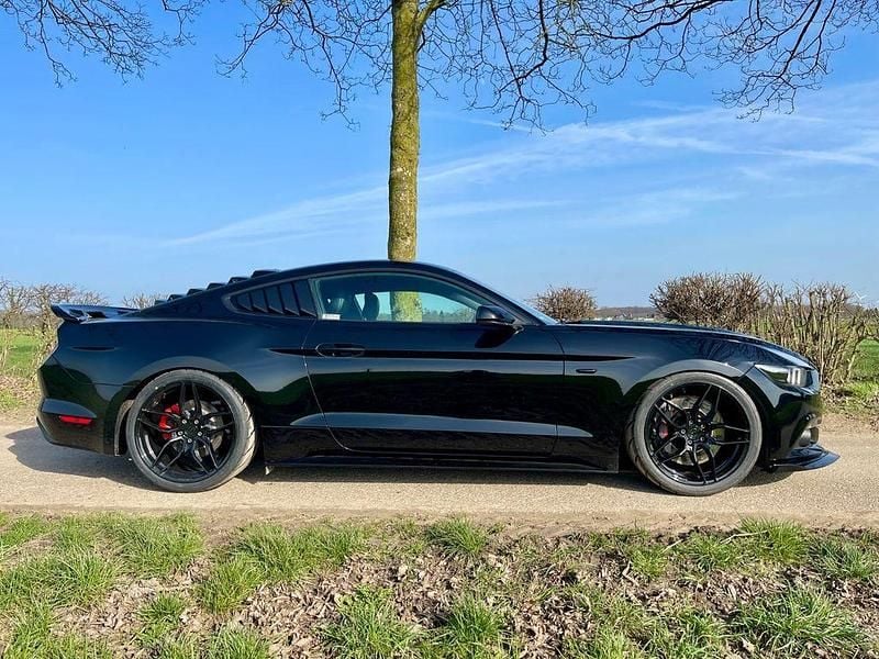 Gebraucht Ford Mustang Performance Edition 305 PS (224 kW) 2017 Schwarz Coupé