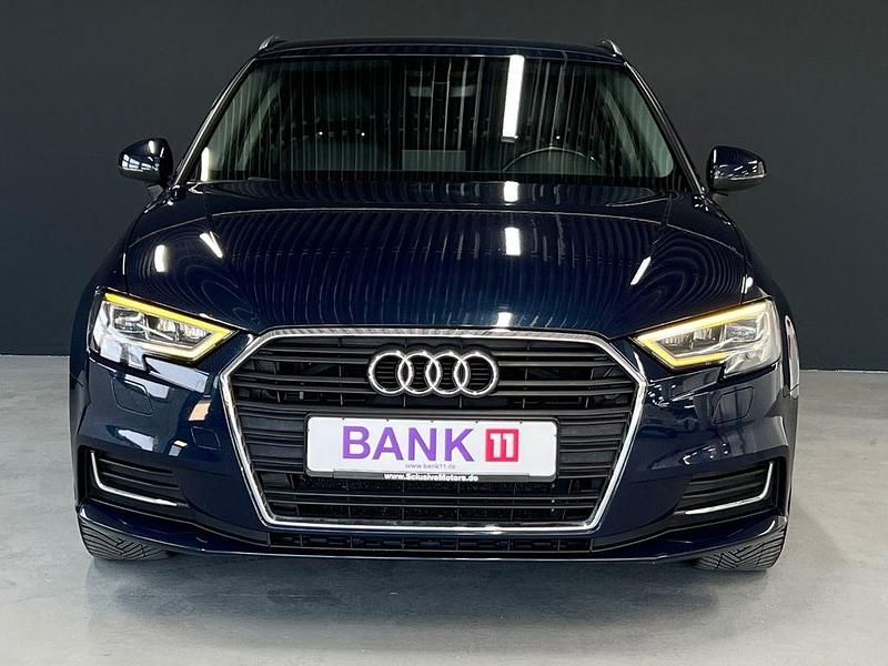Gebraucht Audi A3 Design 110 PS (80 kW) 2017 Blau Limousine