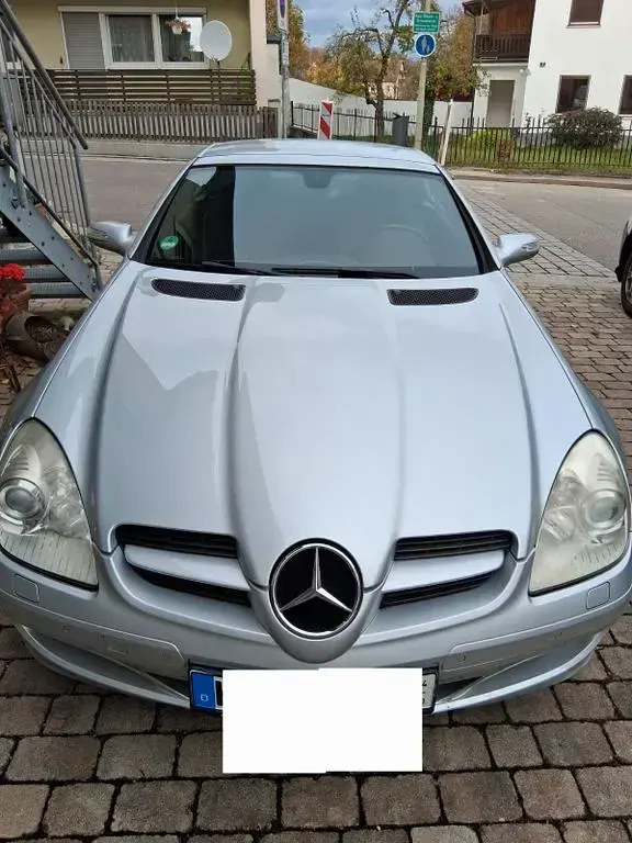 Gebraucht Mercedes SLK200 163 PS (119 kW) 2006 Silber Cabrio