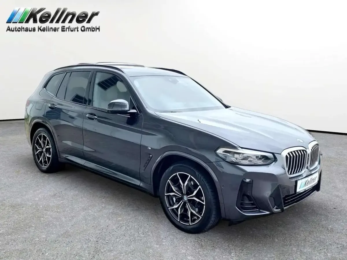 Gebraucht BMW X3 M Sport 190 PS (139 kW) 2025 Sophistograu brillanteffekt me SUV