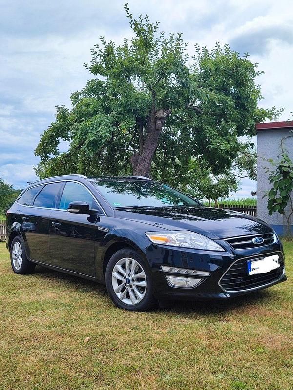 Schwarz Gebraucht 2013 Ford Mondeo Business Edition Kombi | 6.800 € (Guter Preis) - Bild 1/4
