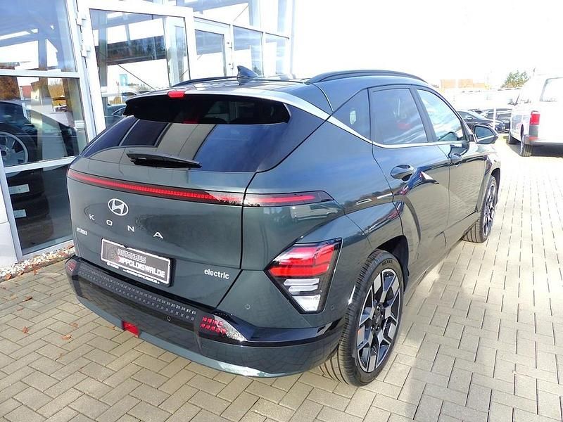 Neu Hyundai Kona Techniq 150 kW (204 PS) 2025 Grün SUV