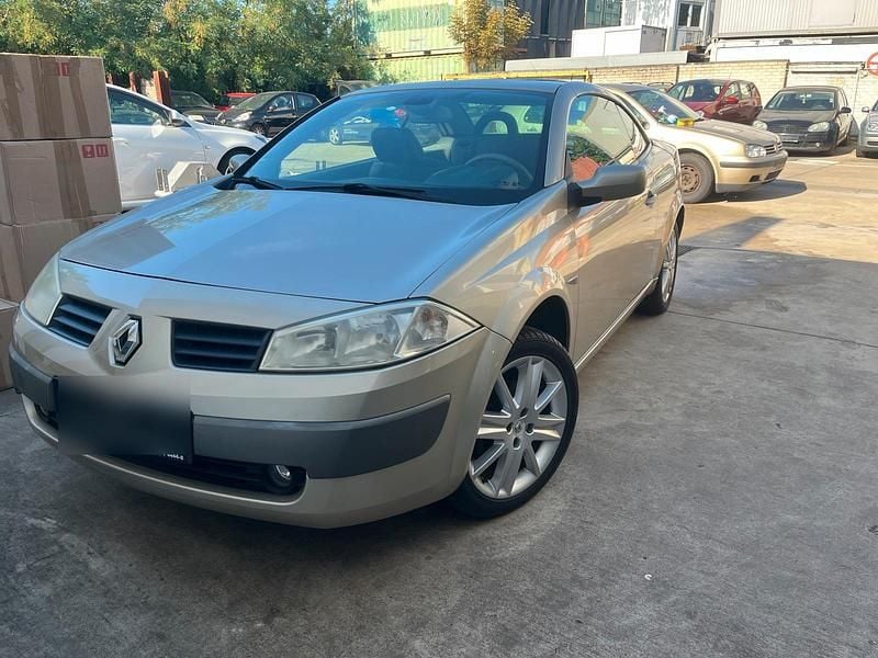 Beige Gebraucht 2005 Renault Mégane Cabriolet Cabrio | 4.999 € (Teuer) - Bild 1/2