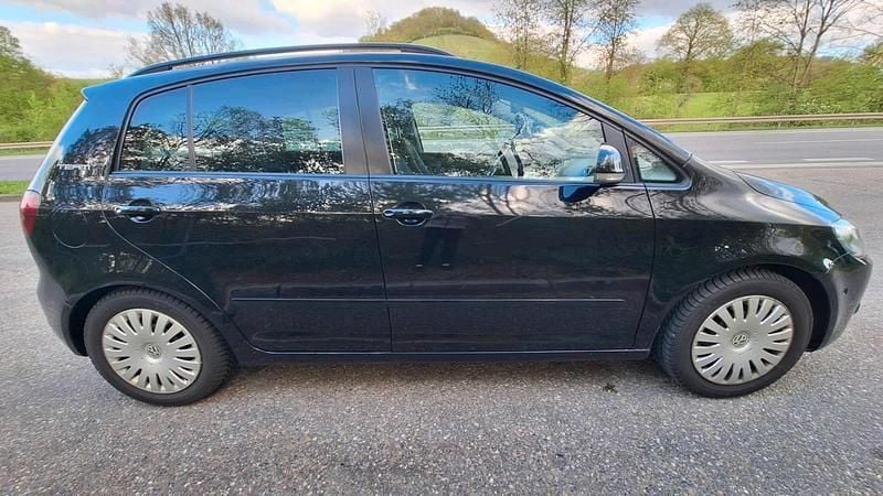 Gebraucht VW Golf Plus 122 PS (89 kW) 2011 Schwarz Van / Kleinbus