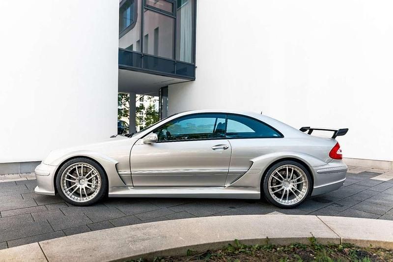 Gebraucht Mercedes CLK55 AMG AMG 582 PS (428 kW) 2005 Brilliant silber Coupé