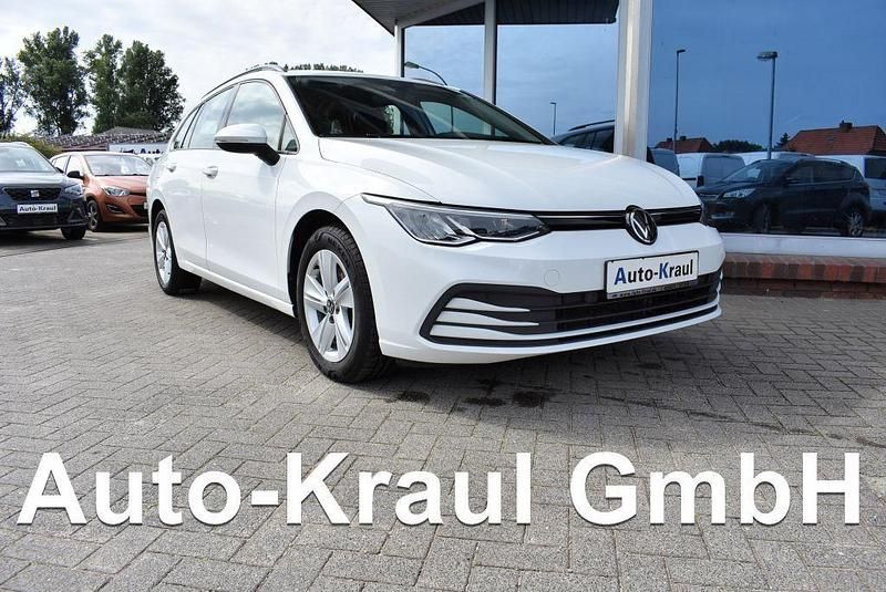 Gebraucht VW Golf VIII Life 116 PS (85 kW) 2021 Pure white Kombi