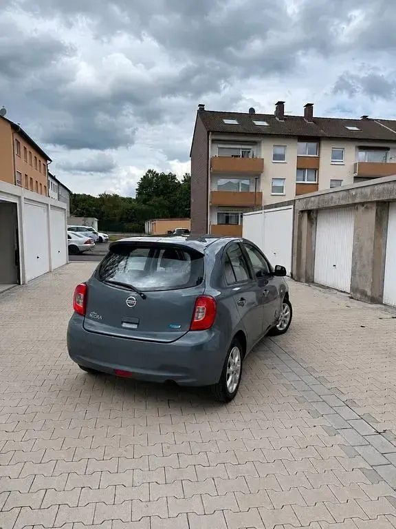 Gebraucht Nissan Micra Acenta 80 PS (58 kW) 2014 Grau Kleinwagen
