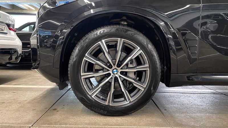 Gebraucht BMW X5 Efficient Dynamics 286 PS (210 kW) 2024 Saphirschwarz metallic SUV