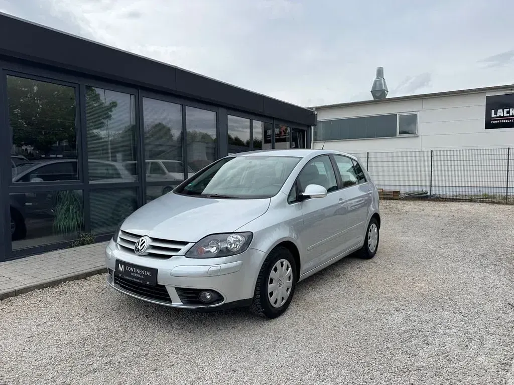 Używany VW Golf V 102 KM (75 kW) 2007 Srebrny Sedan/Limuzyna