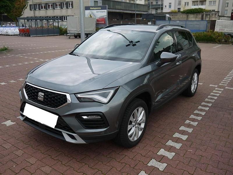 Grau Gebraucht 2024 Seat Ateca Style SUV | 27.200 € (Guter Preis) - Bild 1/4