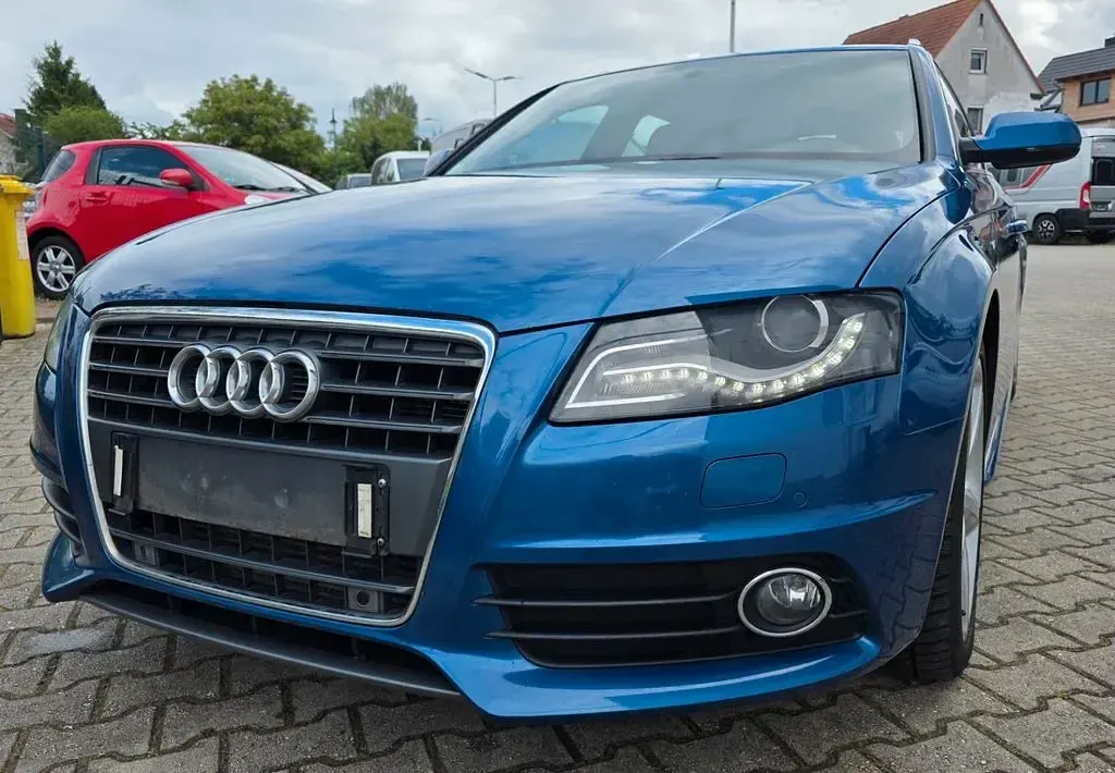 Gebraucht Audi A4 S-Line 190 PS (139 kW) 2010 Blau Kombi
