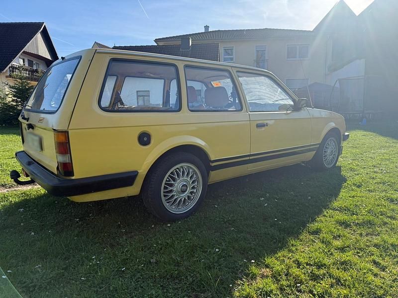 Gebraucht Opel Kadett 60 PS (44 kW) 1981 Gelb Kombi