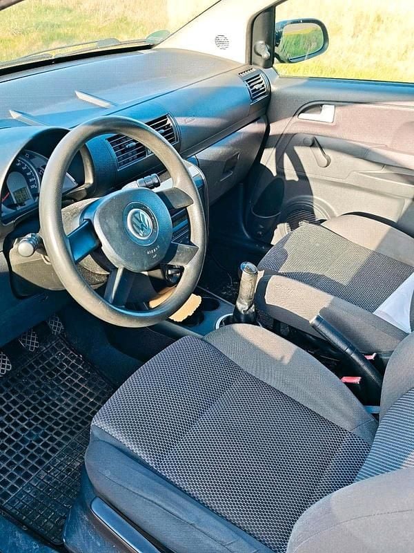 Gebraucht VW Fox 65 PS (47 kW) 2006 Grau Kleinwagen