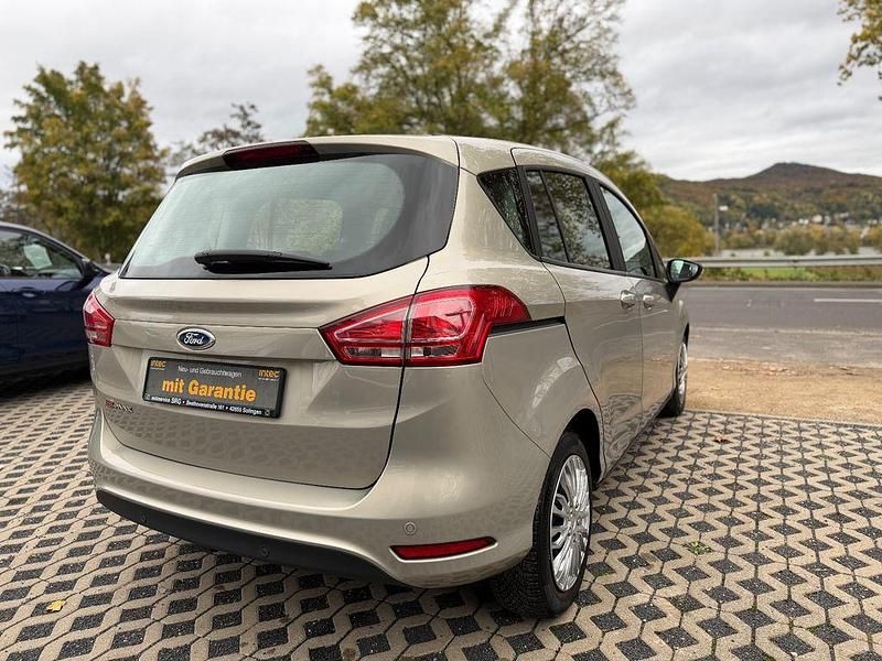 Gebraucht Ford B-MAX SYNC Edition 90 PS (66 kW) 2015 Gold Van / Kleinbus