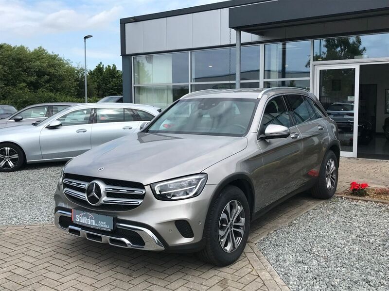 Silber Gebraucht 2020 Mercedes 200 Exclusive SUV | 28.899 € (Fairer Preis) - Bild 1/4