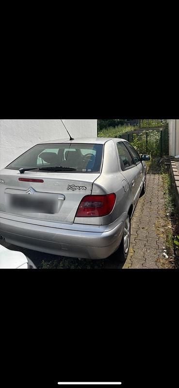 Silber Gebraucht 2001 Citroën Xsara Limousine | 359 € (Superpreis) - Bild 1/4