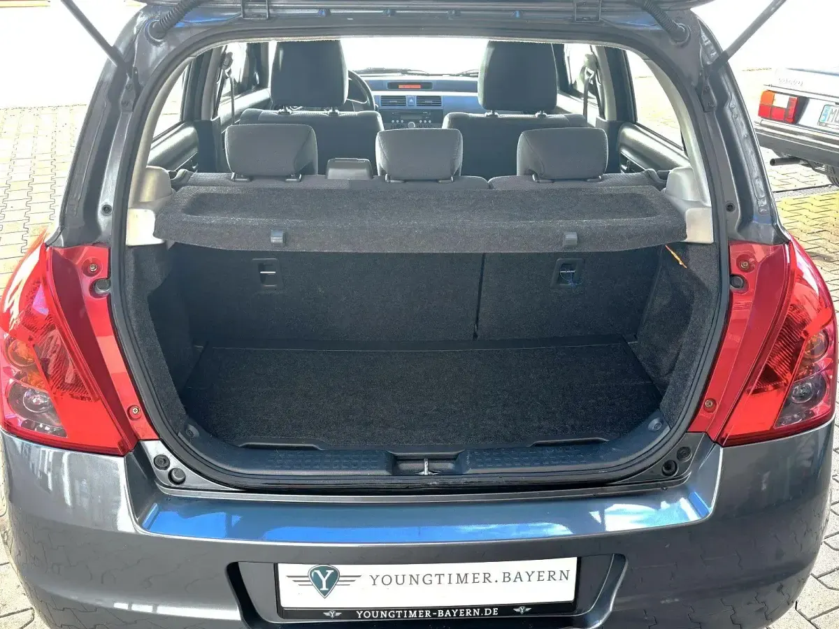Gebraucht Suzuki Swift GL 92 PS (67 kW) 2010 Grau Kleinwagen