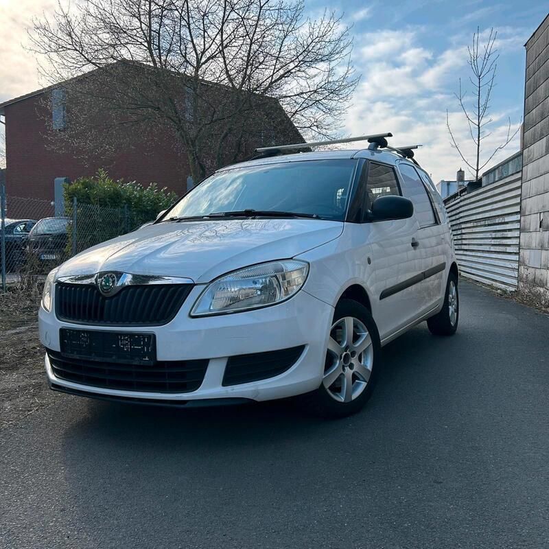 Weiß Gebraucht 2012 Skoda Roomster Kombi | 1.290 € - Bild 1/4