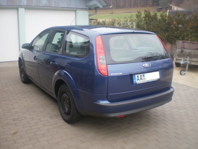 Gebraucht Ford Focus Style 101 PS (74 kW) 2007 Blau metallic Kombi