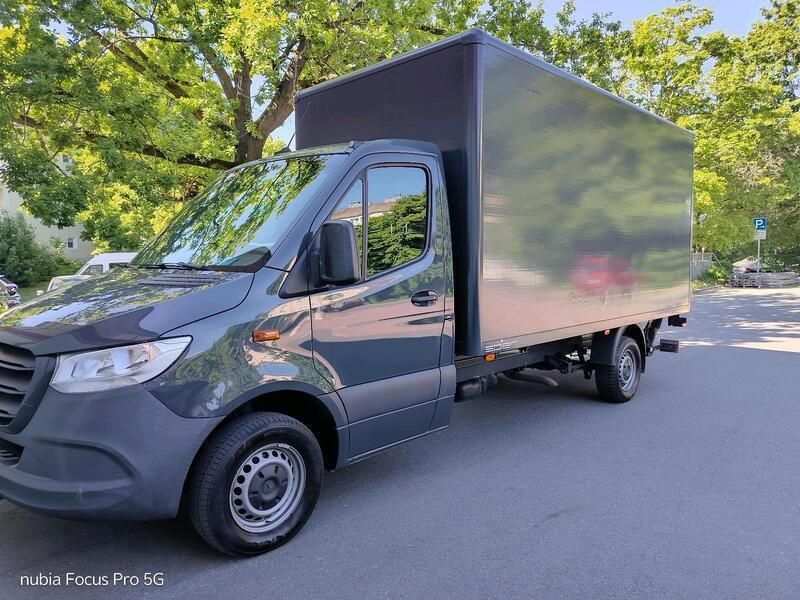 Grau Gebraucht 2020 Mercedes Sprinter Van | 24.450 € (Fairer Preis) - Bild 1/4