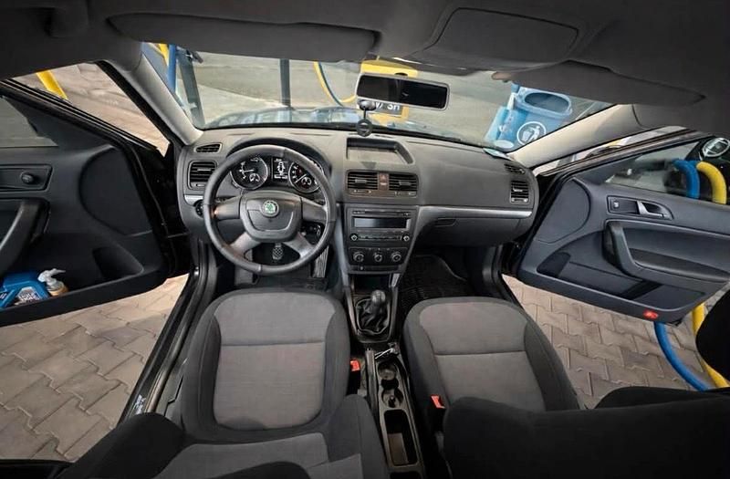 Gebraucht Skoda Yeti 105 PS (77 kW) 2011 Schwarz SUV