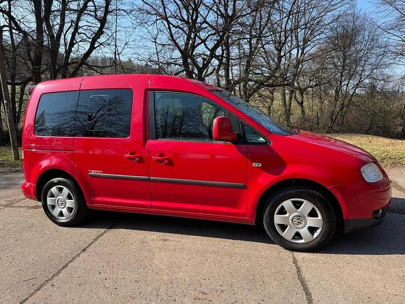 Usata VW Caddy Team 102 CV (75 kW) 2010 Rosso Monovolume