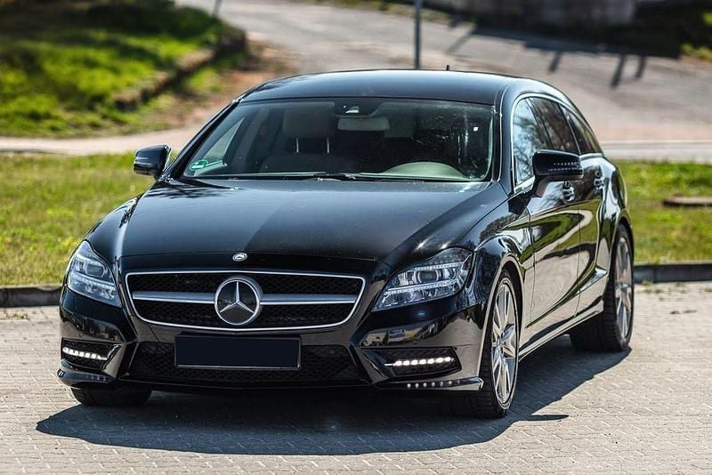 Gebraucht Mercedes CLS350 265 PS (194 kW) 2013 Schwarz Limousine