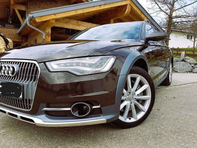 Braun Gebraucht 2013 Audi A6 Allroad Kombi | 19.000 € (Etwas zu teuer) - Bild 1/4