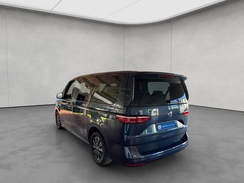 Second-hand VW Multivan Goal 150 CP (110 kW) 2025 Albastru Monovolum