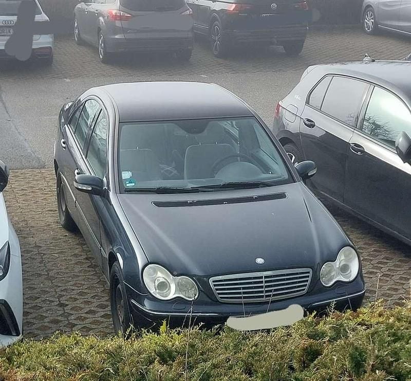 Gebraucht Mercedes C200 Elegance 163 PS (119 kW) 2003 Blau Limousine