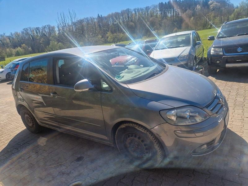 Gebraucht VW Golf IV 105 PS (77 kW) 2006 United grey metallic Kombi