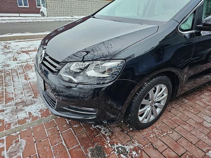 Gebraucht VW Sharan Highline 177 PS (130 kW) 2019 Schwarz Van / Kleinbus