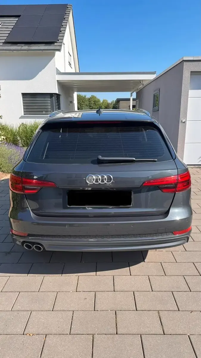 Gebraucht Audi A4 S-Line 190 PS (139 kW) 2016 Grau Kombi