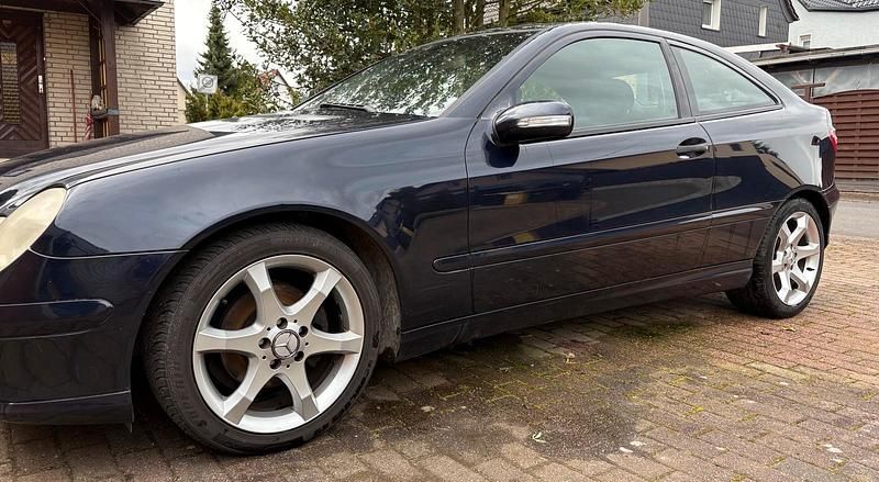 Gebraucht Mercedes C200 122 PS (89 kW) 2004 Coupé
